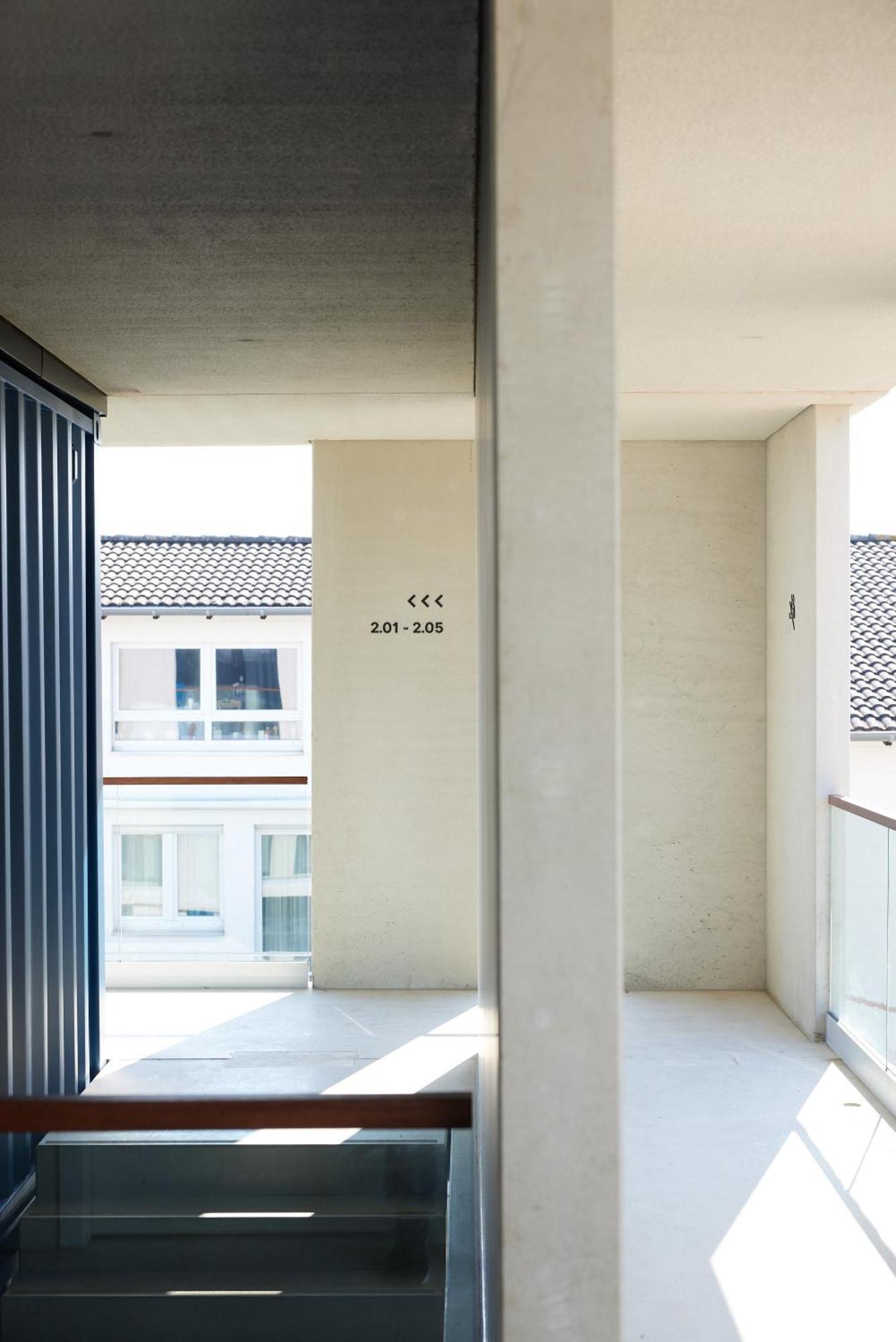 Tin Inn - Heinsberg - Das Hotel Aus Hochwertig Ausgebauten Ueberseecontainern Dış mekan fotoğraf